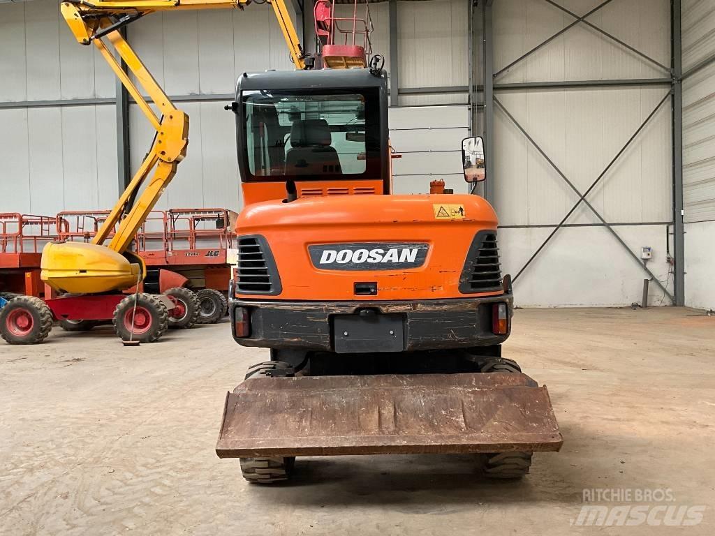 Doosan DX 55 W Εκσκαφείς με τροχούς - λάστιχα