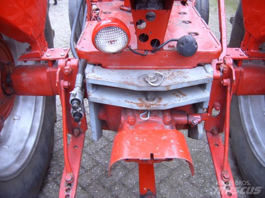 Farmall 560 Τρακτέρ