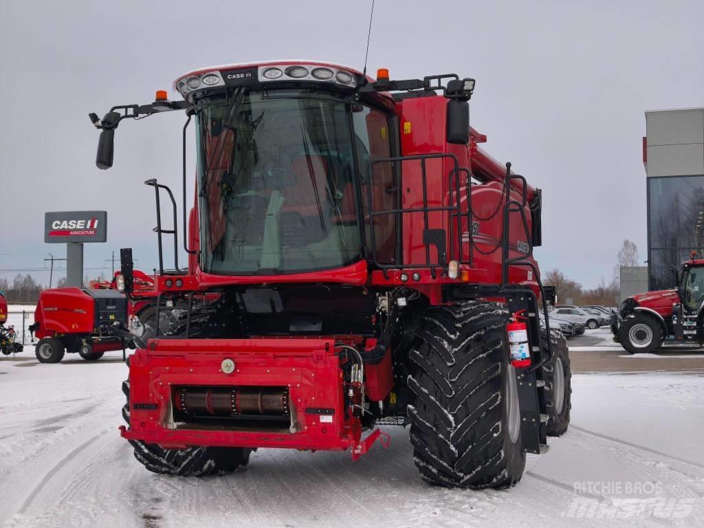 Case IH AF7150 Θεριζοαλωνιστικές μηχανές