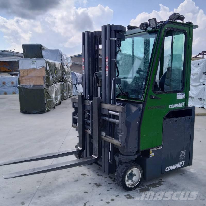Combilift CBE 2500 Ανυψωτικά στενών δρόμων 4 κατευθύνσεων