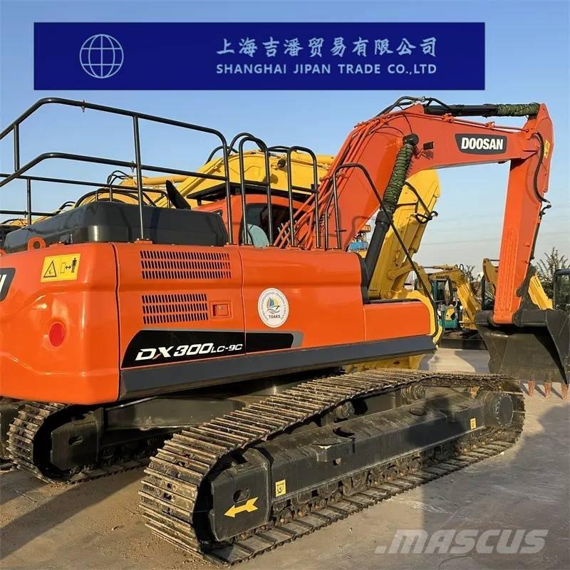 Doosan DX 300 Εκσκαφείς με ερπύστριες