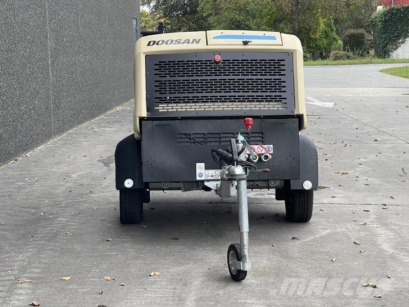 Doosan 7 / 25 - G - N Συμπιεστές