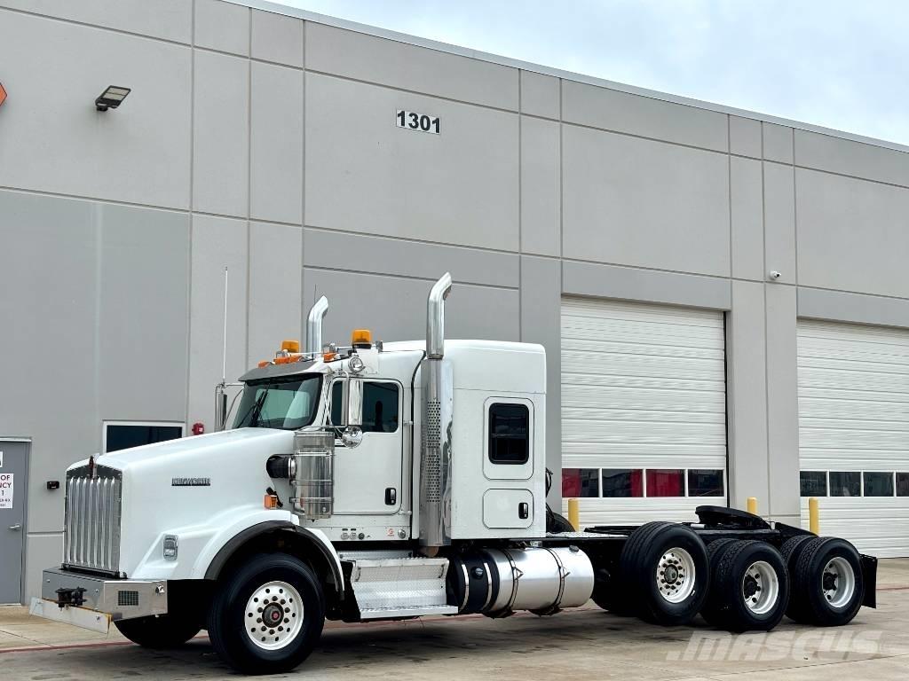 Kenworth T 800 Τράκτορες