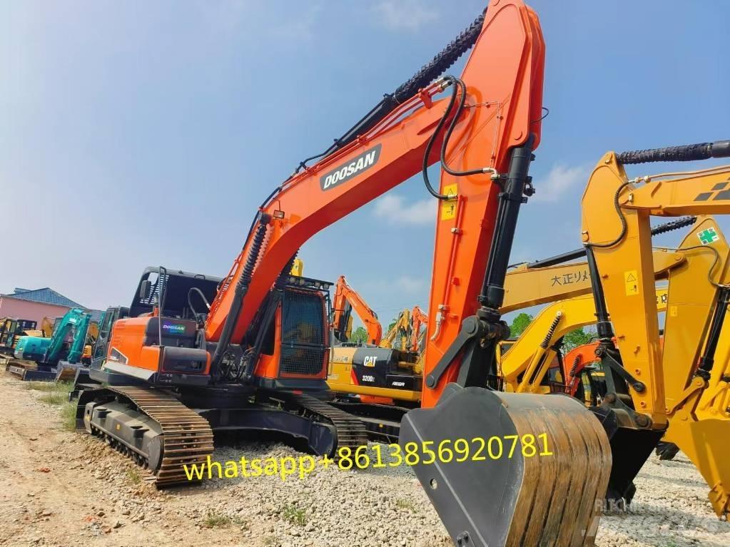 Doosan DX 225 Εκσκαφείς με ερπύστριες