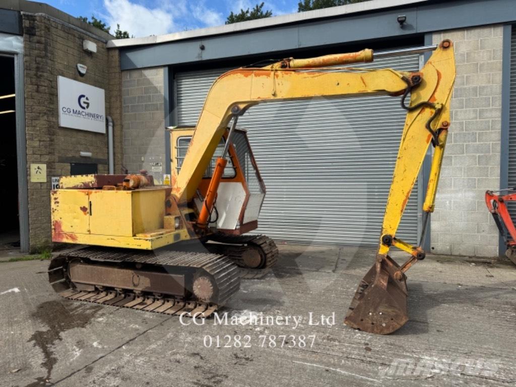 Hitachi UH031 Εκσκαφείς με ερπύστριες