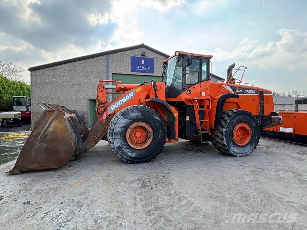 Doosan DL550 Φορτωτές με λάστιχα (Τροχοφόροι)