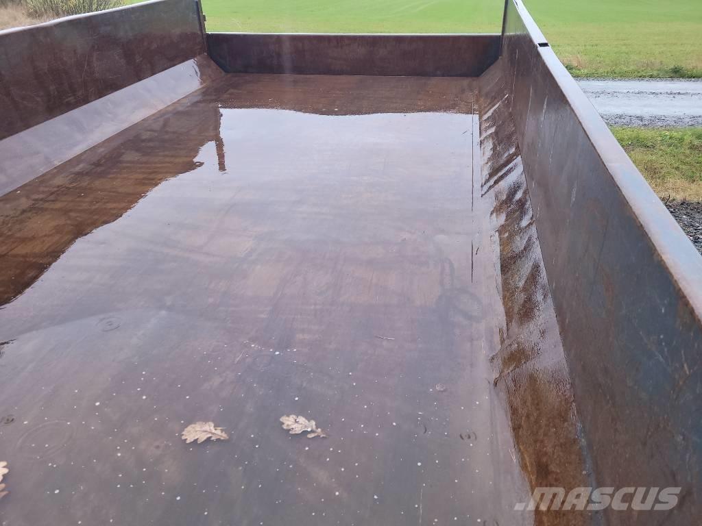 Bala TKS 1112 Ανατρεπόμενες ρυμούλκες