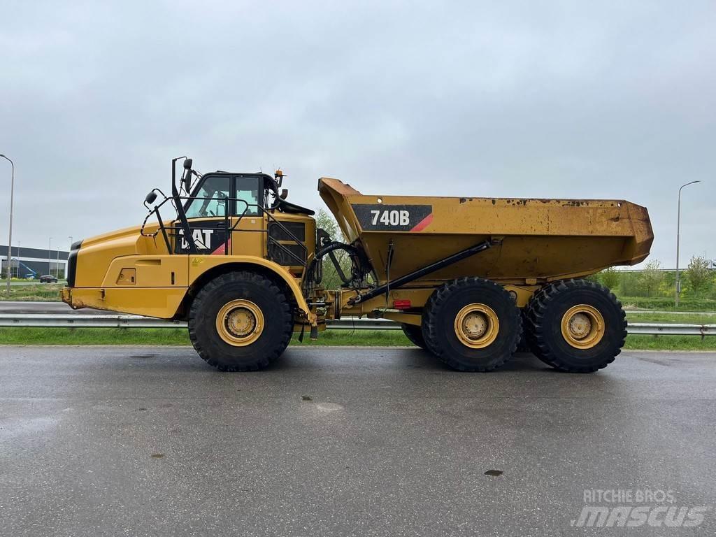 CAT 740B Σπαστό Dump Truck ADT