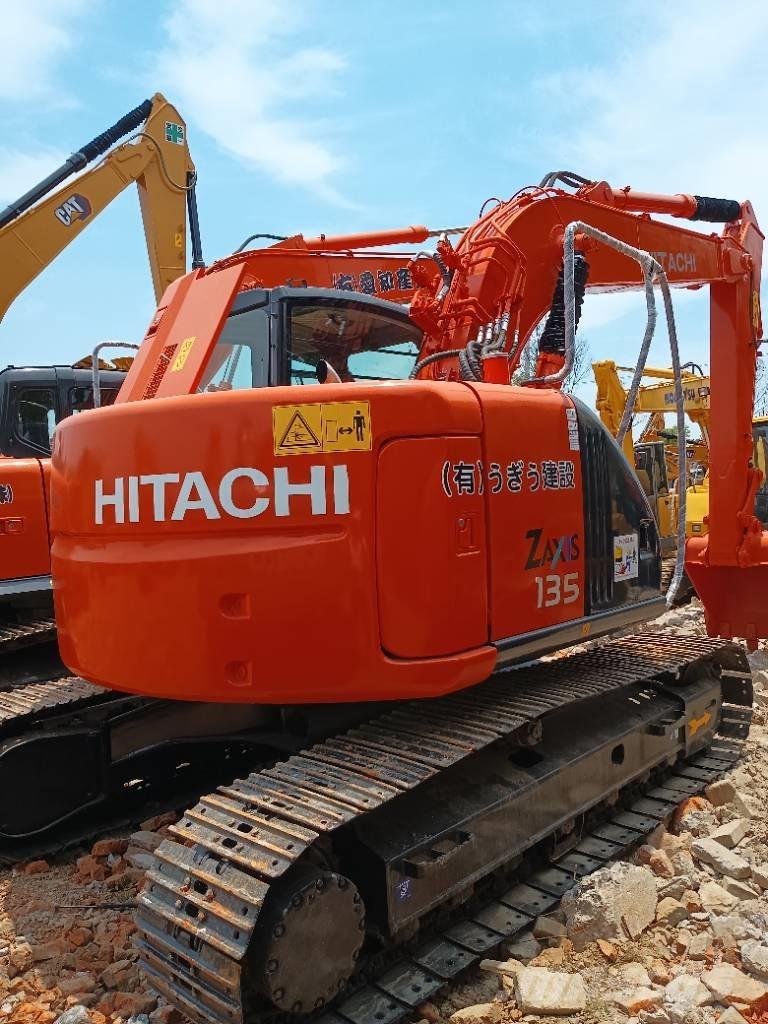 Hitachi ZX 135 U-5 Εκσκαφείς με ερπύστριες