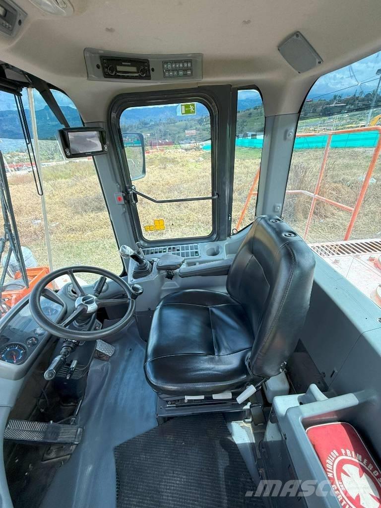 Doosan DL420A Φορτωτές με λάστιχα (Τροχοφόροι)