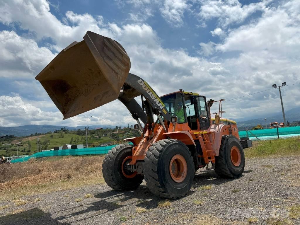 Doosan DL420A Φορτωτές με λάστιχα (Τροχοφόροι)