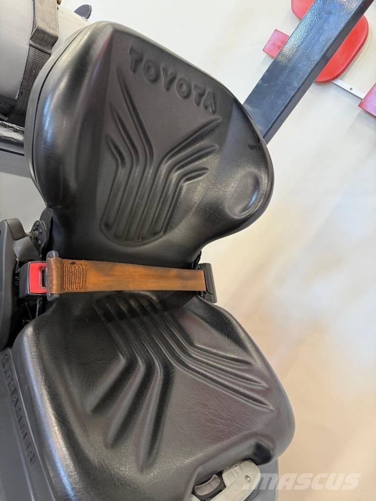 Toyota 11051 - 8FBE15T Ηλεκτρικά περονοφόρα ανυψωτικά κλαρκ