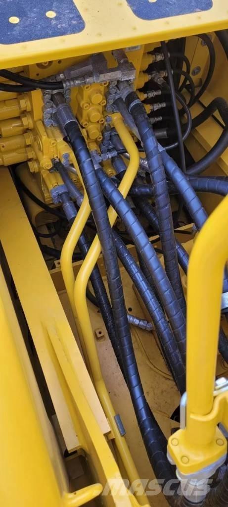 Komatsu 210LC-8 Εκσκαφείς με ερπύστριες