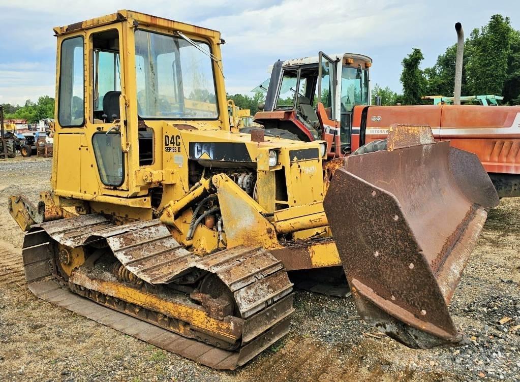 CAT D 4 C Μπουλντόζες με ερπύστριες