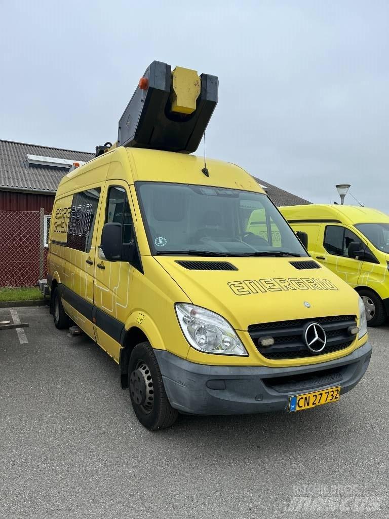 VERSALIFT VT-145-F Εναέριες πλατφόρμες τοποθετημένες σε φορτηγό