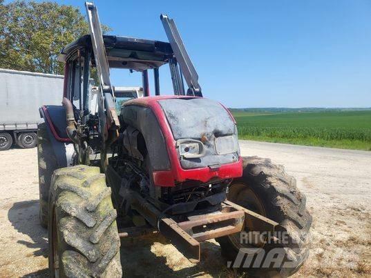 Valtra N91     arm Μπούμες και κουτάλες