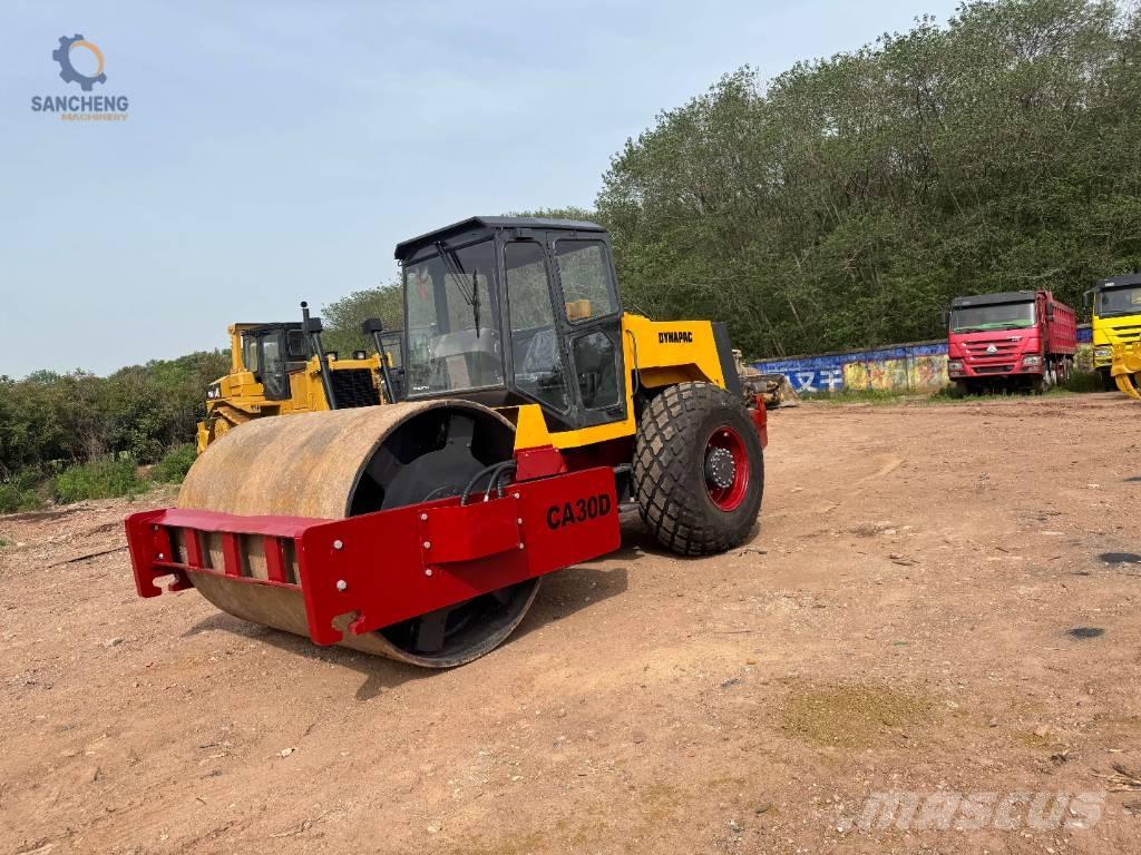 Dynapac CA 30 D Οδοστρωτήρες μονού κυλίνδρου