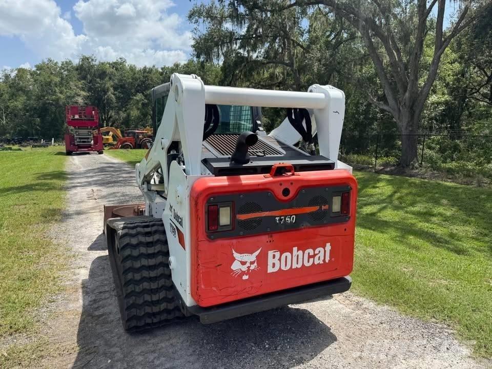 Bobcat T750 Φορτωτάκια