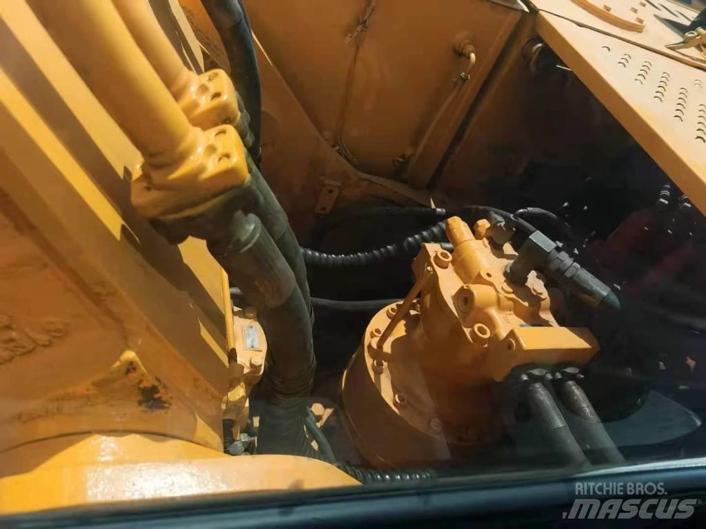Hyundai 210-7 Εκσκαφείς με τροχούς - λάστιχα