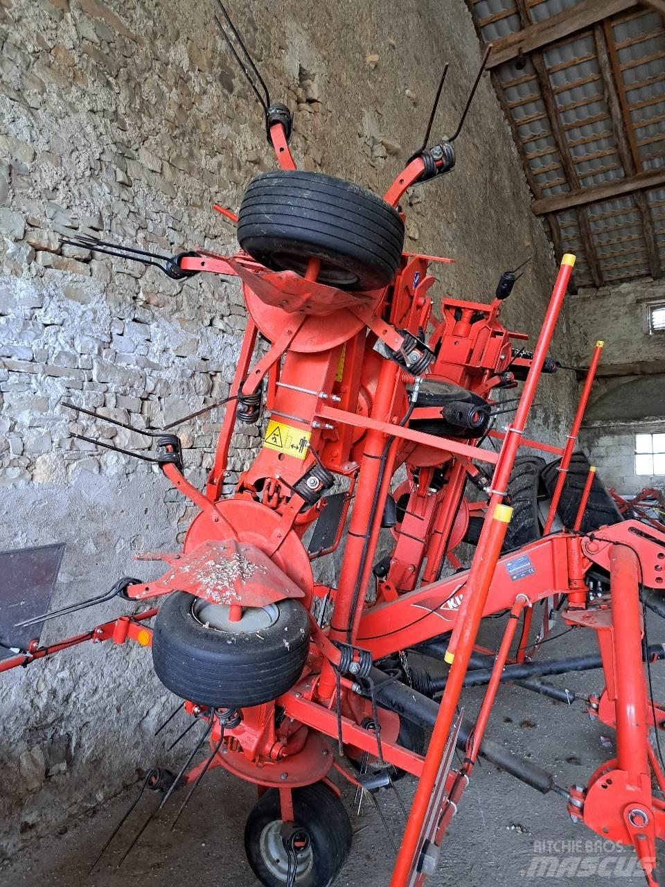 Kuhn GF7902 Τσουγκράνες και χορτοξηραντικές μηχανές