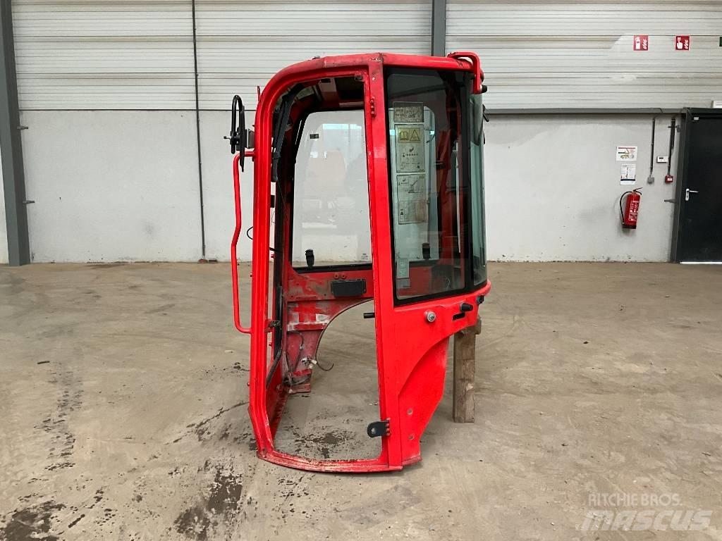 Yanmar Vio 25-6 Καμπίνες και εσωτερικό
