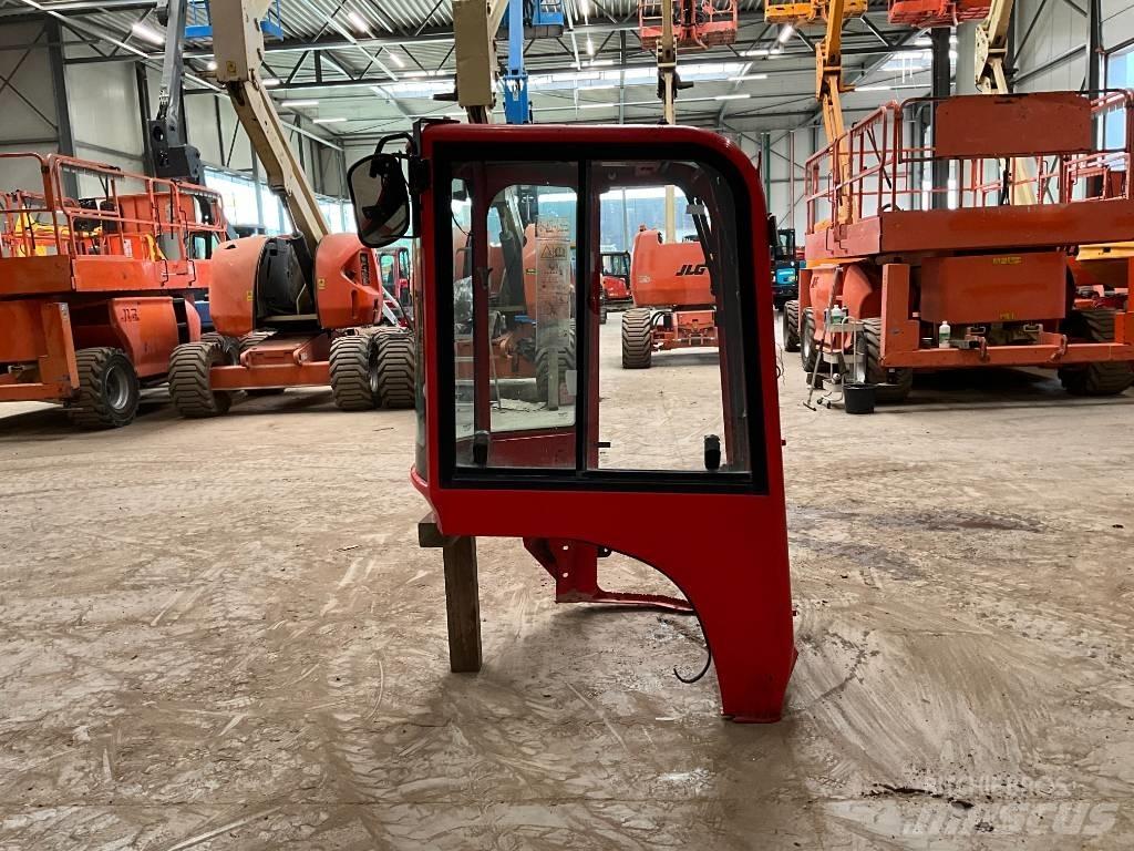 Yanmar Vio 25-6 Καμπίνες και εσωτερικό