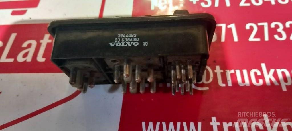 Volvo FH 12.  3944083 Καμπίνες και εσωτερικό