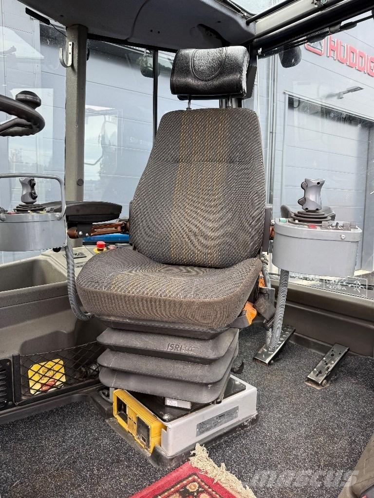 Huddig 1260 B Εκσκαφείς Φορτωτές τύπου JCB