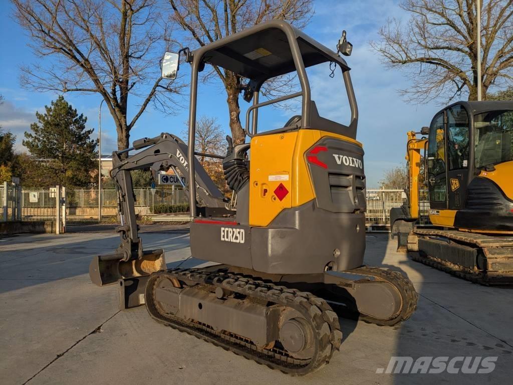 Volvo ECR 25 D Εκσκαφάκι (διαβολάκι) < 7t