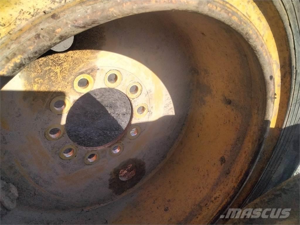 Rottne 2004 14-25 Ελαστικά και ζάντες