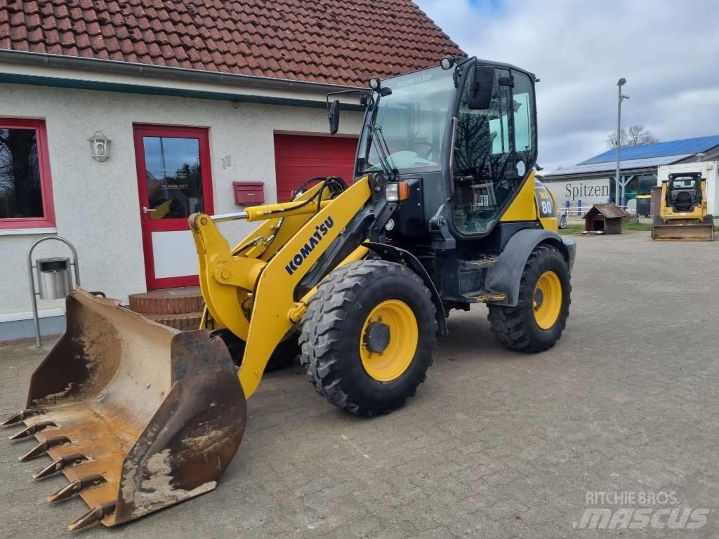 Komatsu WA 80-5 Φορτωτές με λάστιχα (Τροχοφόροι)