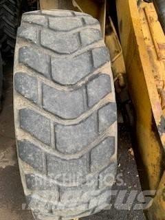 CAT 910 Φορτωτές με λάστιχα (Τροχοφόροι)