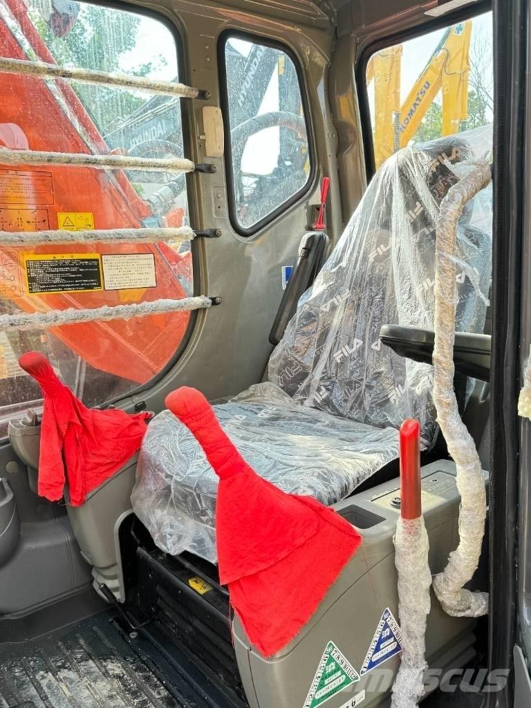 Hitachi ZX 200 Εκσκαφείς με ερπύστριες