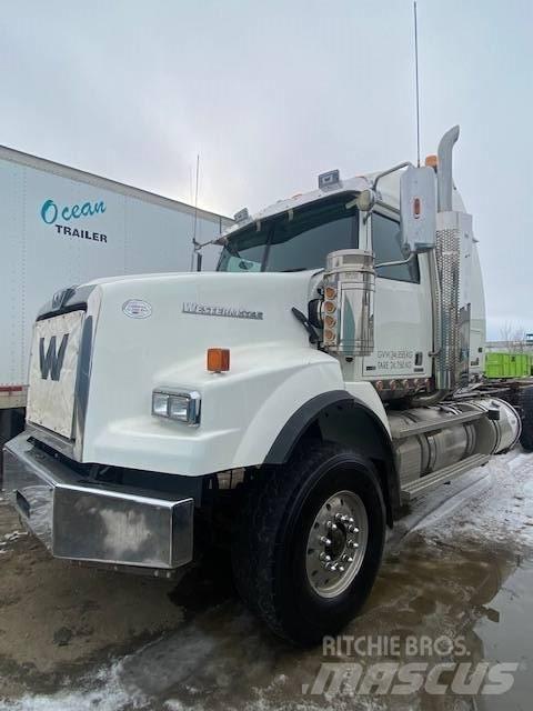 Western Star 4900SB Τράκτορες