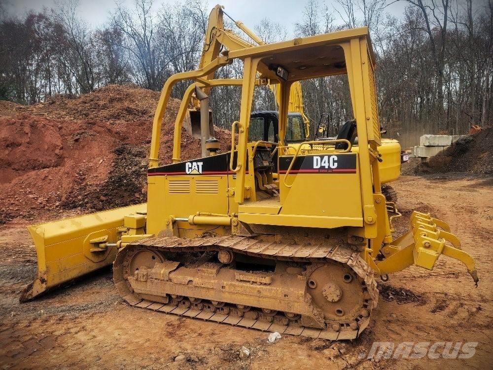 CAT D 4 C Μπουλντόζες με ερπύστριες