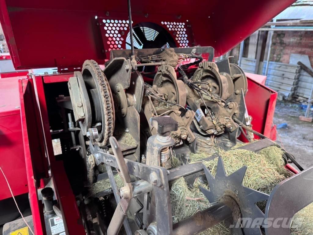 Massey Ferguson 1842 Πρέσες τετράγωνων δεμάτων