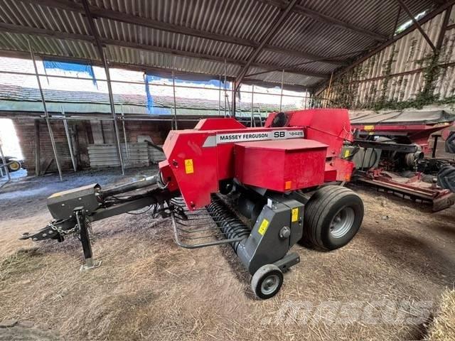 Massey Ferguson 1842 Πρέσες τετράγωνων δεμάτων