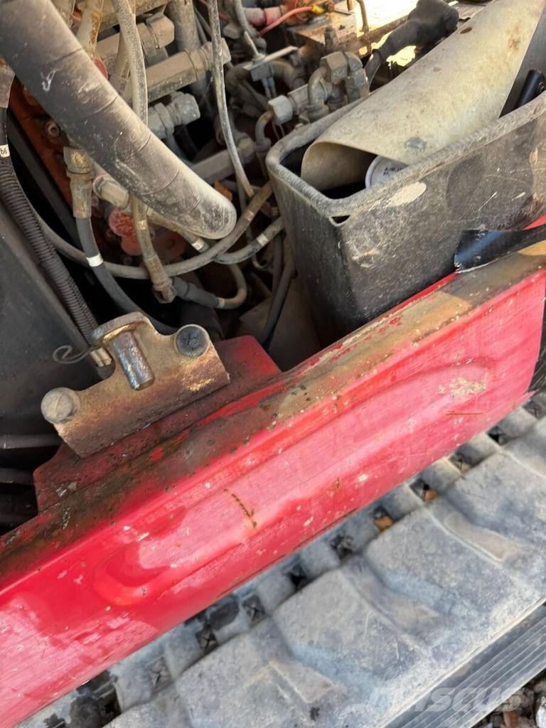 Takeuchi TB260 Εκσκαφάκι (διαβολάκι) < 7t