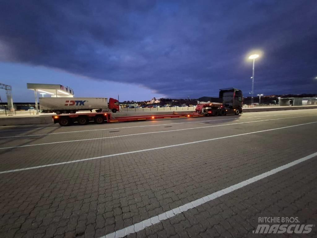 Scania R 560 Τράκτορες