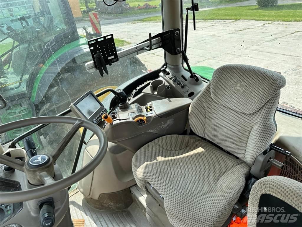 John Deere 6215R Τρακτέρ