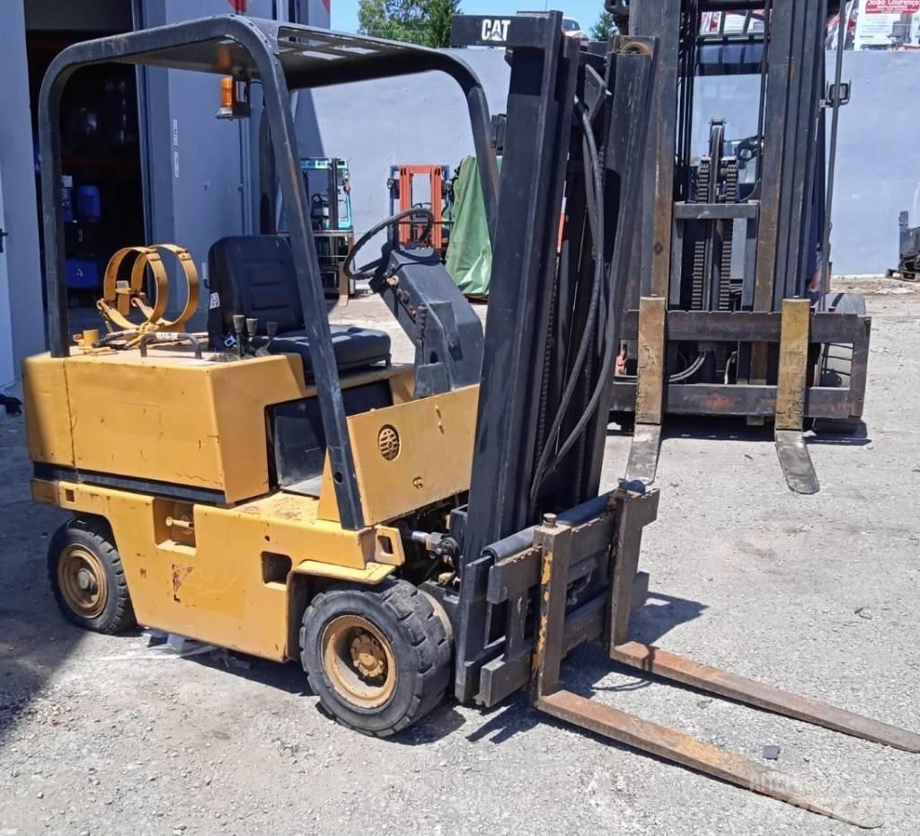 CAT V35D Περονοφόρα ανυψωτικά κλαρκ με φυσικό αέριο LPG