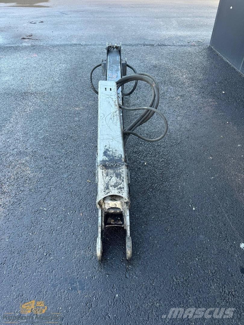 Komatsu 105F Γερανοί προωθητικοί