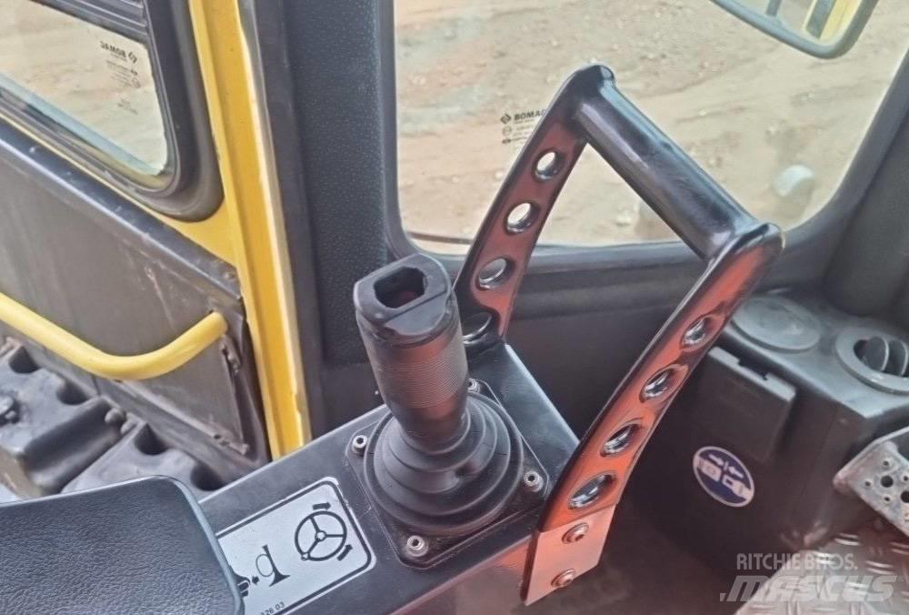 Bomag BC722RB2 Κόπανοι
