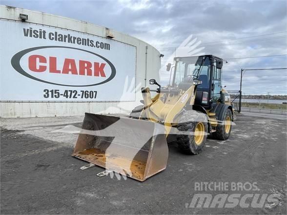 CAT 908M Φορτωτές με λάστιχα (Τροχοφόροι)