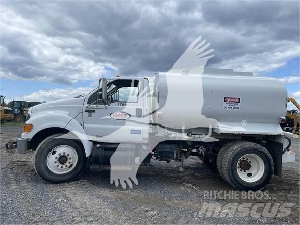 Ford F750 XL Βυτία νερού