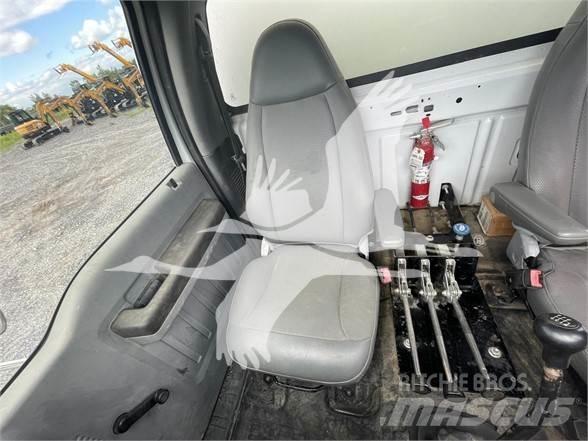 Ford F750 XL Βυτία νερού