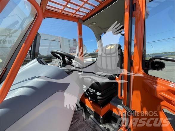 JLG 1075 Τηλεσκοπικοί ανυψωτές