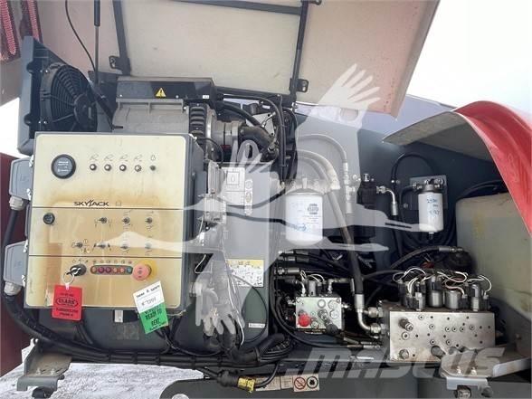 SkyJack SJ66T Ανυψωτήρες με τηλεσκοπικό βραχίονα