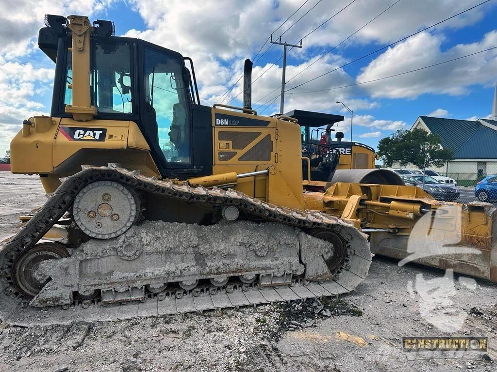CAT D 6 N Μπουλντόζες με ερπύστριες