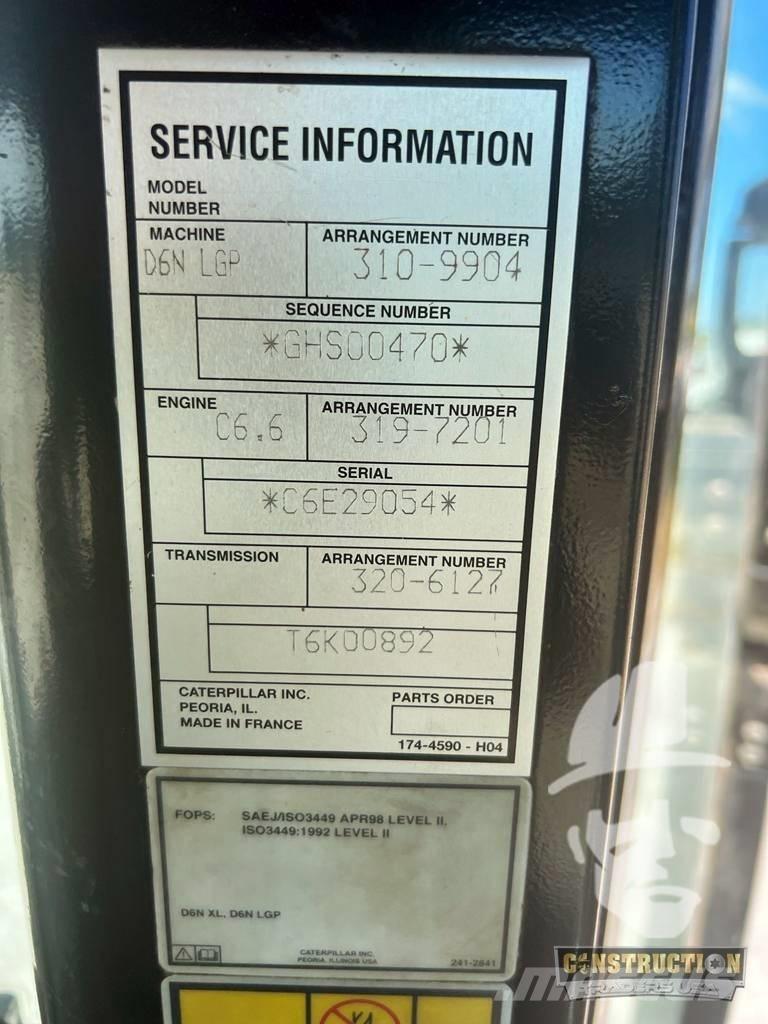 CAT D 6 N Μπουλντόζες με ερπύστριες